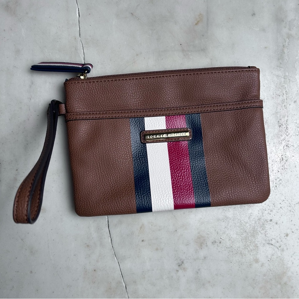 Tommy Hilfiger Brown Leather Wristlet